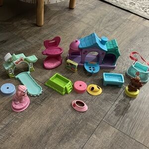 Littlest Pet Shop Retired accessories..